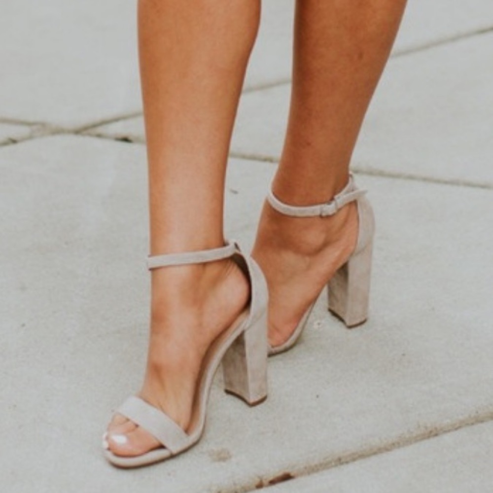 Steve Madden Carrson taupe suede heels